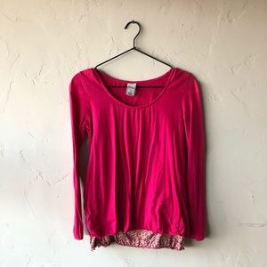 Old Navy Maternity Tee